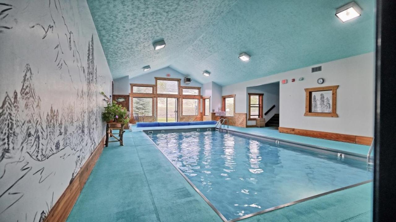 Yellowstone Village Inn And Suites Gardiner Εξωτερικό φωτογραφία