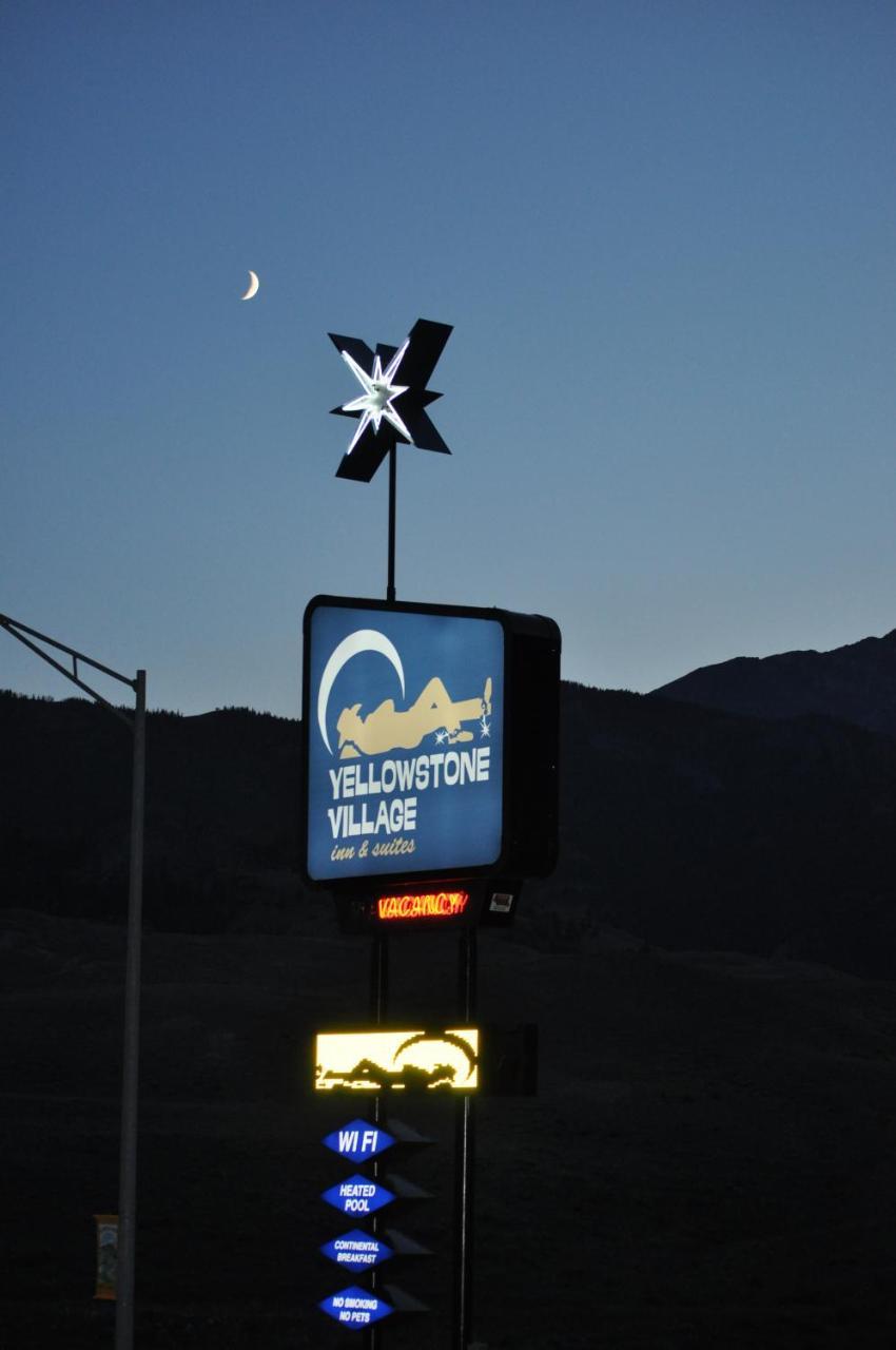 Yellowstone Village Inn And Suites Gardiner Εξωτερικό φωτογραφία